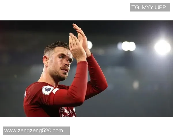 足球巨星进球后深情亲吻戒指诠释爱情与荣耀的独特庆祝方式